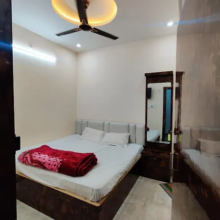 Shri Vishnu Home Stay Varanasi Exterior photo