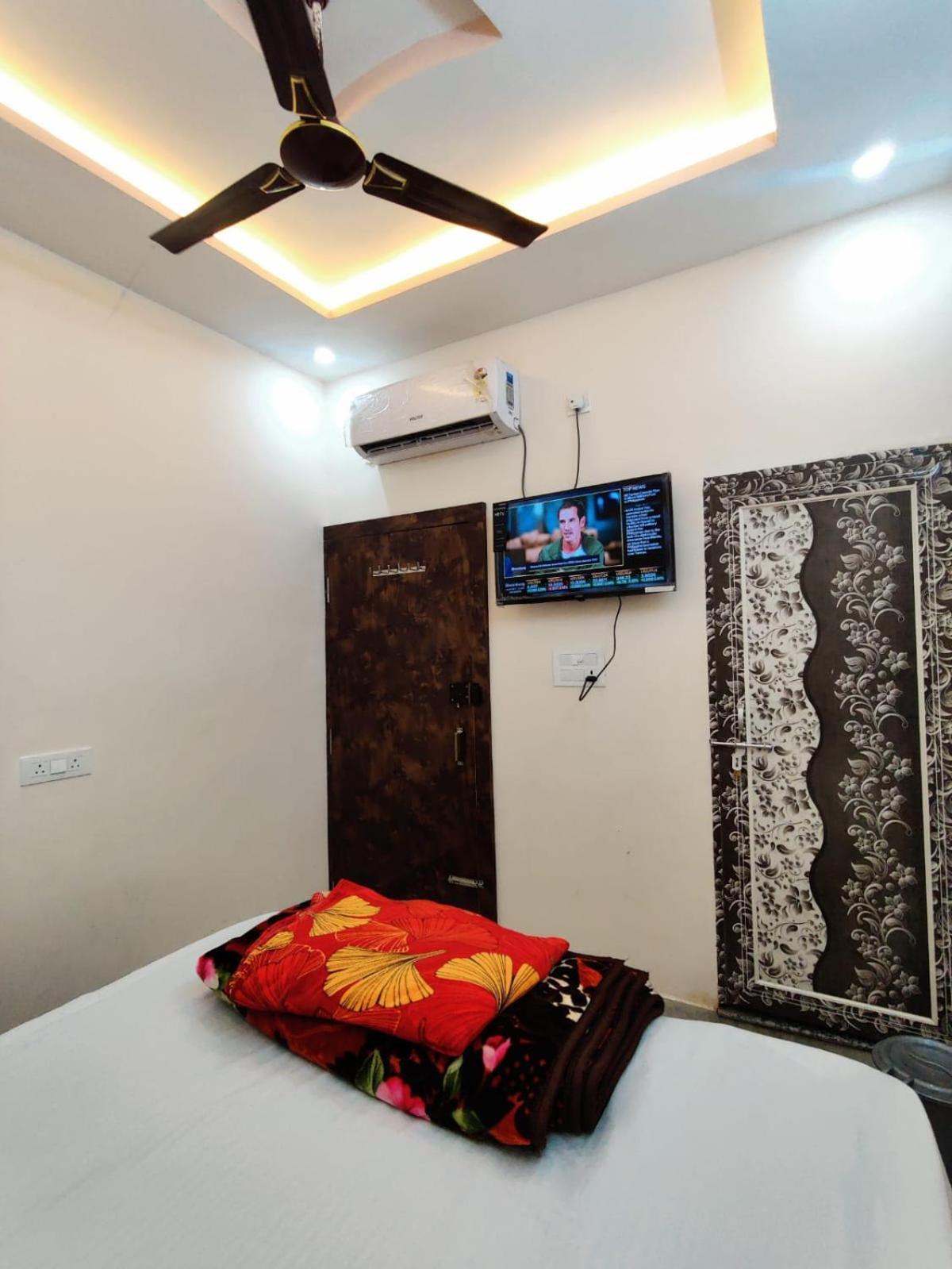 Shri Vishnu Homestay Varanasi